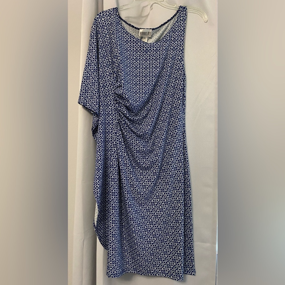 One shoulder dress